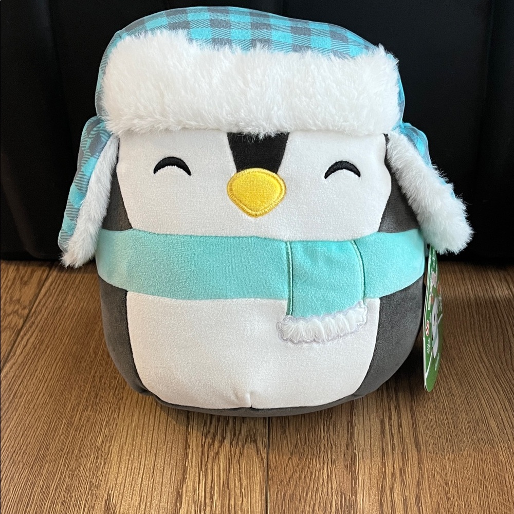 Squishmallows Penguin Luna